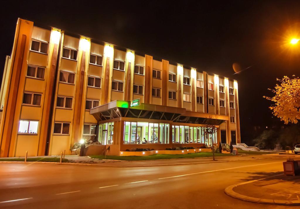 波热加酒店 Požega 外观 照片